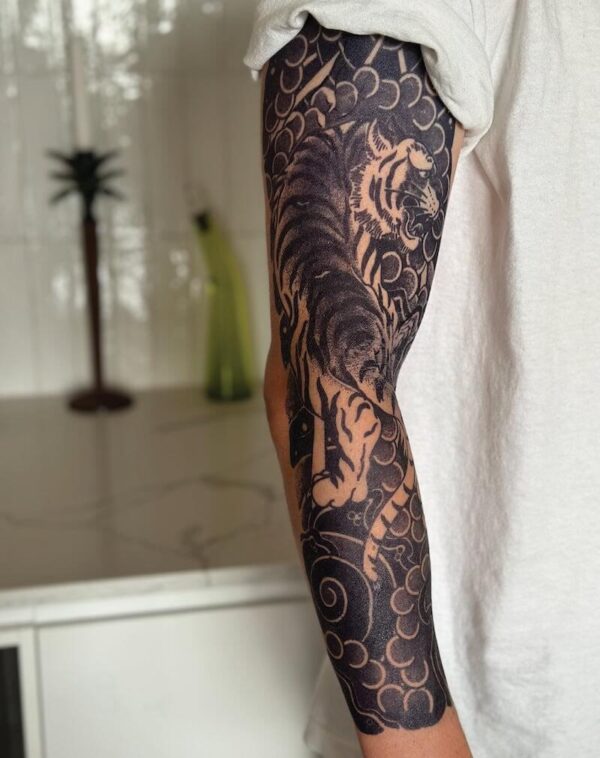 JAPANSE TIGER SLEEVE – Image 2