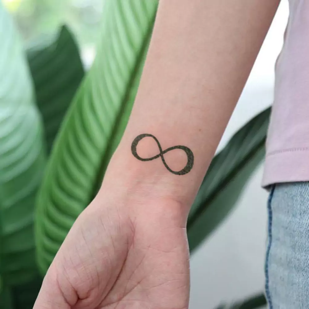 Infinity – Image 2